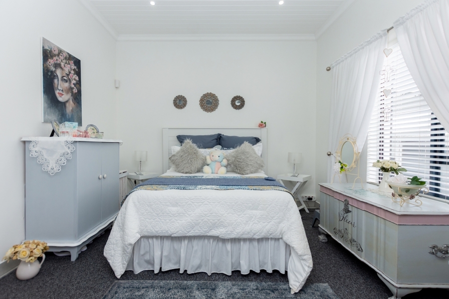 3 Bedroom Property for Sale in Velddrif Western Cape